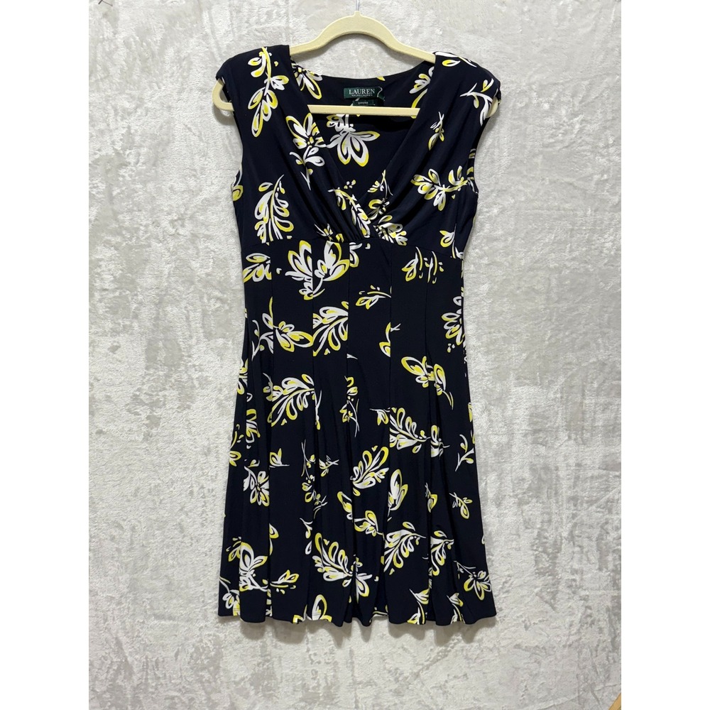 LAUREN Ralph Lauren Dress Size 8 Floral Print Sleeveless Pleated V-Neck